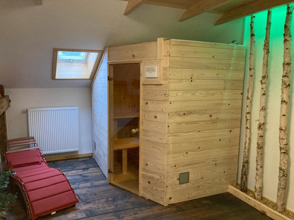 Bahnhof Mit Wellness Apartment Regen